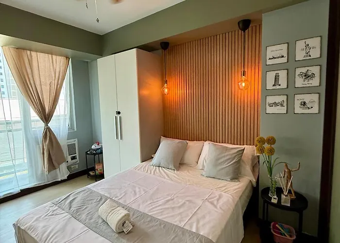 Beachfront Azure Escape, 2br Bed & Breakfast *
